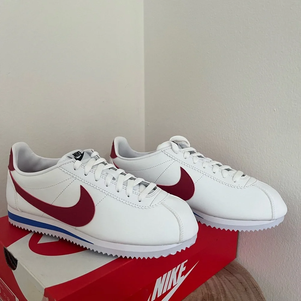 SOLD - Nike Classic Cortez Leather - Picture 2 of 2